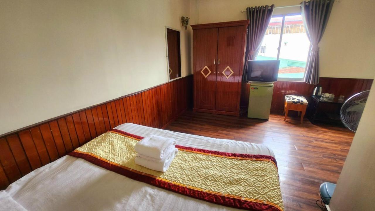 Anh Dao Hotel Da Lat Esterno foto